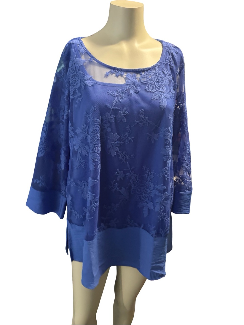 Nina Leonard Cobalt Blue Floral Lace Scoop Neck Blouse